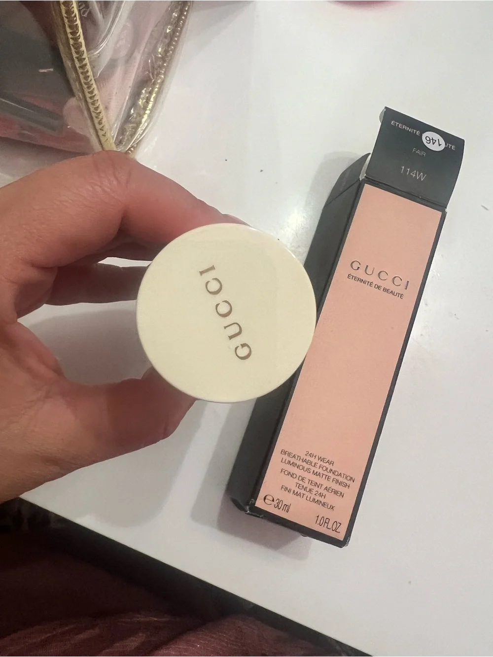 Gucci Éternité de Beauté Foundation - Fair (114W) Beige